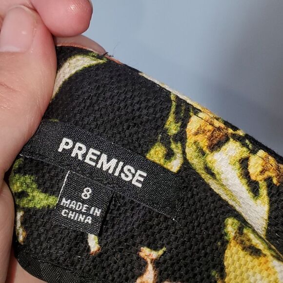 Premise Pencil Skirt textured Size 8 Black watercolor Floral statment piece - Picture 3 of 4